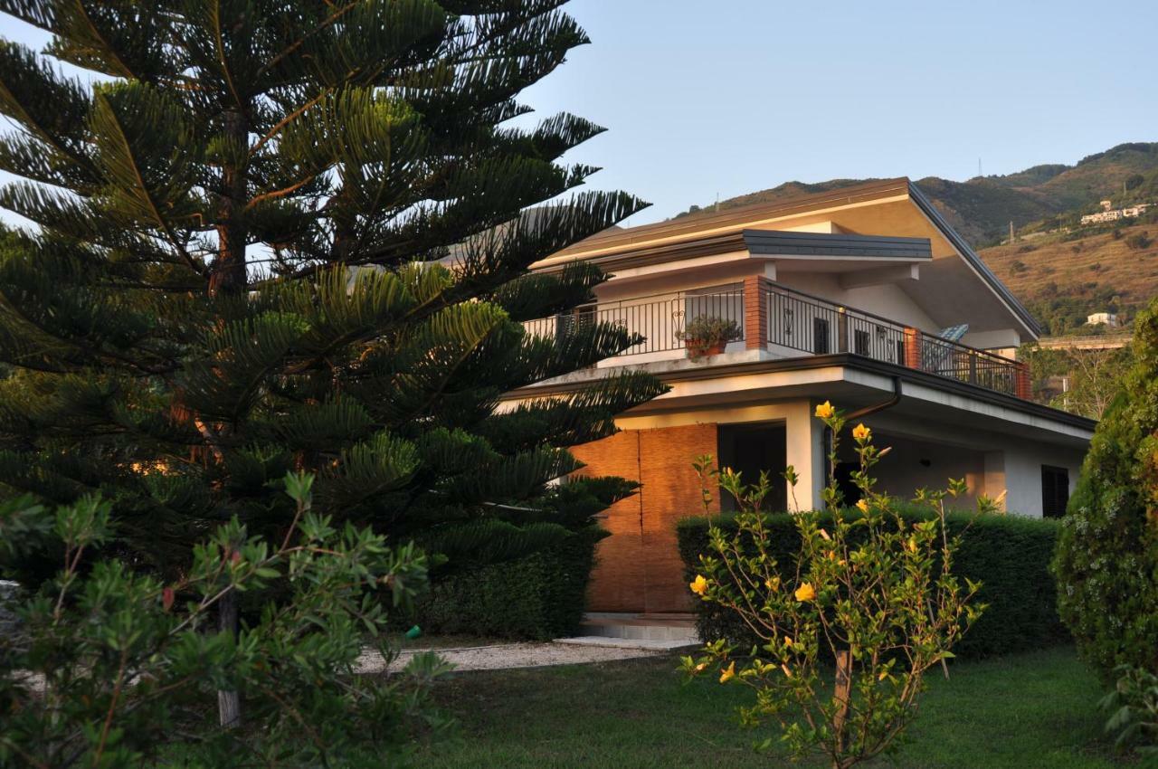 Villa Lidia Паола Екстер'єр фото