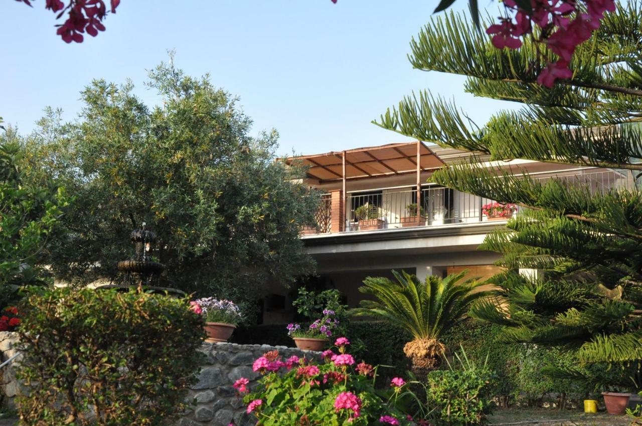 Villa Lidia Паола Екстер'єр фото